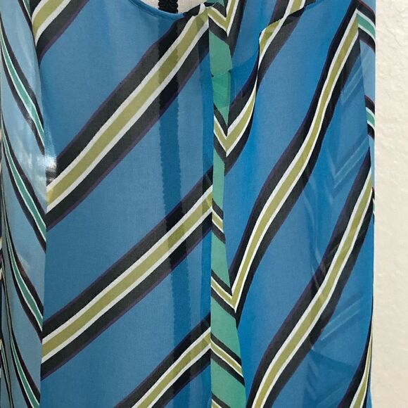 CAbi Ascot Sheer Sleeveless Top - Picture 8 of 16